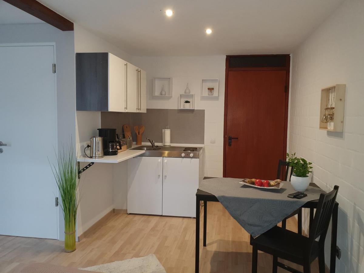 Privat Apartaments , Eigene Eigang, Eigene Badezimmer, Und Eigene Kueche Straelen Esterno foto
